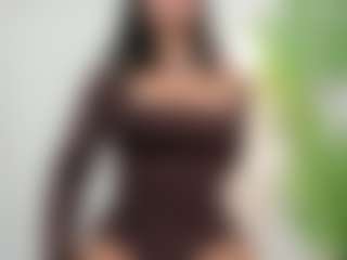 Live cam show with hannawilliams - Wild on CamClone