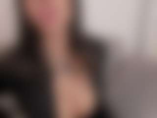 Live cam show with hannawilliams - Arab Athletic on StripNow