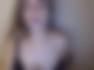 Spettacolo in cam dal vivo con cristiina - Flashing Blonde Hair su Camsoda