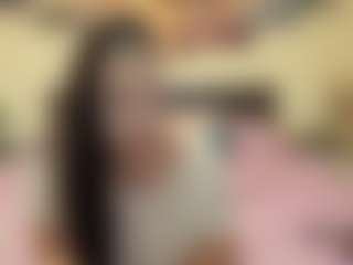 Live cam show with adellineee - Living Room on livesuperchat.net