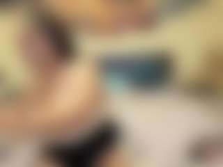 adellineee's Live Sex Cam Show