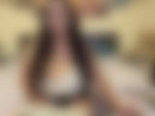 adellineee's Live Sex Cam Show