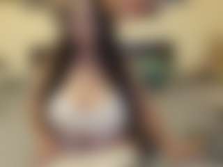 adellineee's Live Sex Cam Show