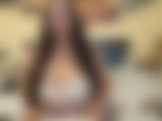 adellineee's Live Sex Cam Show