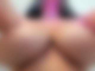 Live cam show with patriciakeys - Squirt on sexylive.show
