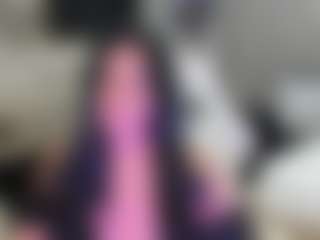 Live cam show with patriciakeys - Smoking on Lustler