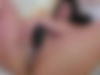 Live cam show with patriciakeys - Gamer MILF on hotwifechat.live