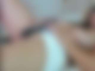 Live cam show with patriciakeys - Spank MILF on Milfs Live