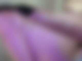 Live cam show with patriciakeys - Smoking on googirlz