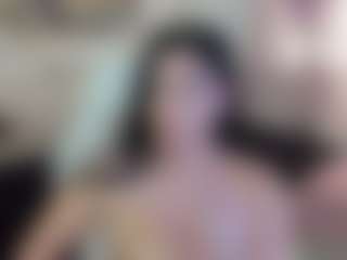 Live cam show with patriciakeys - Gamer MILF on Camming Site