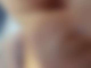 Live cam show with patriciakeys - Middle Aged on Gym Cam Girls