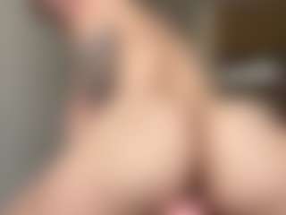 mia-gomex's Live Sex Cam Show