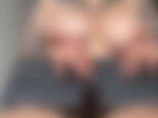 mia-gomex's Live Sex Cam Show