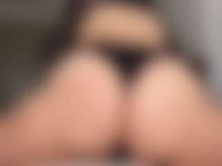 mia-gomex's Live Sex Cam Show