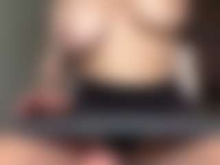 mia-gomex's Live Sex Cam Show
