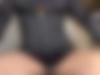 mia-gomex's Live Sex Cam Show
