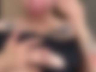 mia-gomex's Live Sex Cam Show