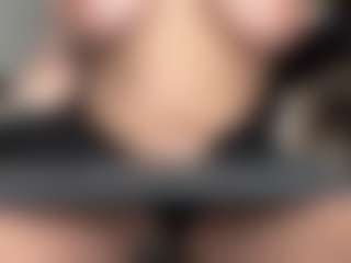mia-gomex's Live Sex Cam Show