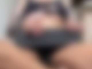 mia-gomex's Live Sex Cam Show