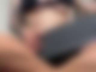mia-gomex's Live Sex Cam Show