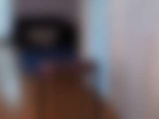 Live cam show with lottalikes - Average on live18s.com