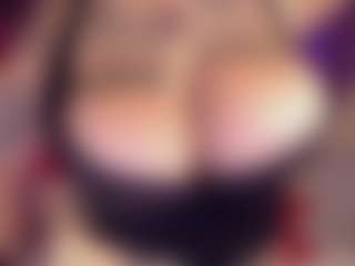STRIPIRELLA's Live Sex Cam Show