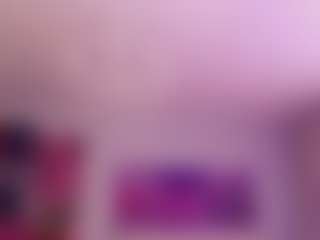 Live cam show with STRIPIRELLA - Ass Bouncing on fapnchat