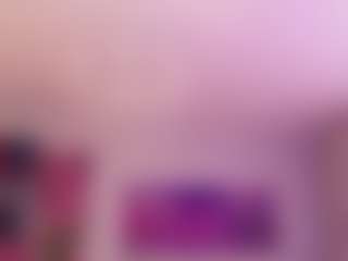 Live cam show with STRIPIRELLA - Ass Bouncing on Milfs Live
