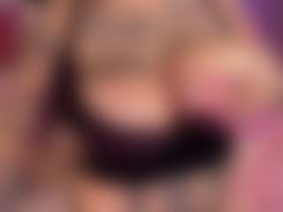 Live cam show with STRIPIRELLA - Shaved on liverealitysex.com