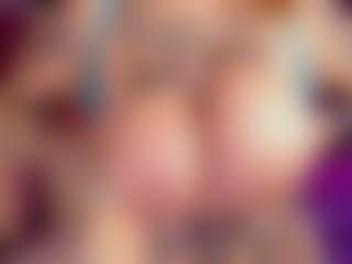 Live cam show with STRIPIRELLA - Curvy MILF on Camsoda