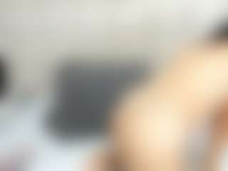 Live cam show with Cristal - Pantyhose on Milf Play