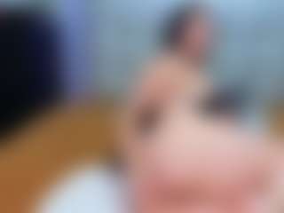 Live cam show with Melissa Bieira - Brown Eyes on Dare Cams