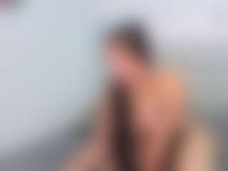 Live cam show with Melissa Bieira - Strip on intimatelivegirls.com