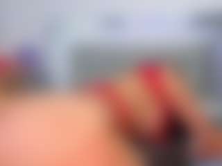 Live cam show with Melissa Bieira - Spank Lovense on CamClone