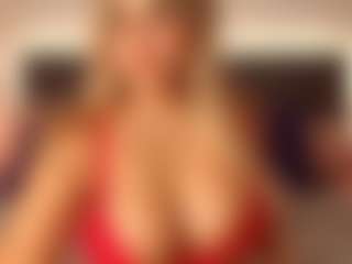 celiahenn's Live Sex Cam Show