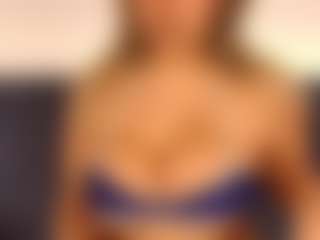 Live cam show with celiahenn - Asshole on Camsoda