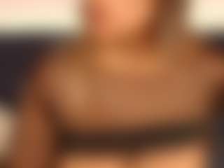 celiahenn's Live Sex Cam Show