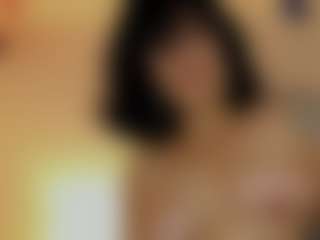 Live cam show with WowMature - Spy Mature on intimatelivegirls.com