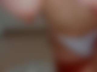 Live cam show with WowMature - Granny Latina on x69.live | colombia