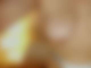 WowMature MILF webcam performer live streaming