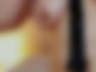 Live cam show with WowMature - Petite MILF on SinfulBabes