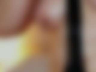 Live cam show with WowMature - Living Room on CamwithHer