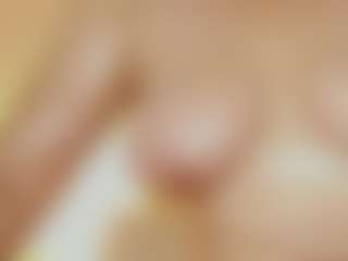 Live cam show with WowMature - Middle Aged on Mixed Magazine Live