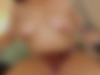 Live cam show with WowMature - Petite MILF on TeamSkeetLive