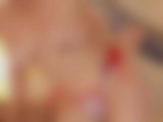 Live cam show with WowMature - Petite on Camsoda