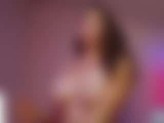 Live cam show with yssadiamond - Brown Eyes on Milfs Live