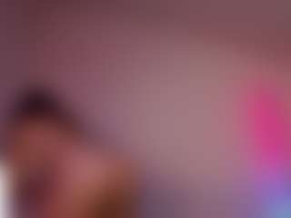 Live cam show with yssadiamond - Athletic on Big Tits