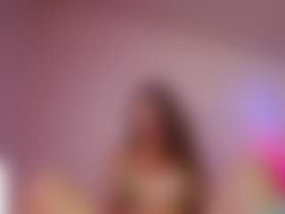Live cam show with yssadiamond - Athletic Bedroom on StripNow