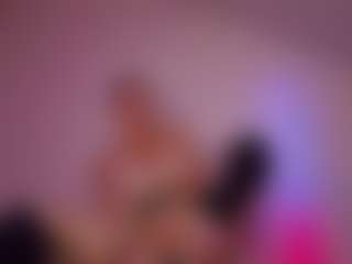 Live cam show with yssadiamond - Squirt on Camsoda