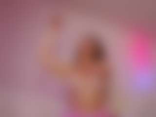 Live cam show with yssadiamond - Solo on Latina Girls